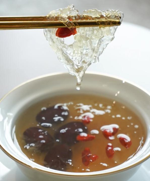 燕窝怎么挑选辨别好坏 燕窝怎么挑选辨别好坏的