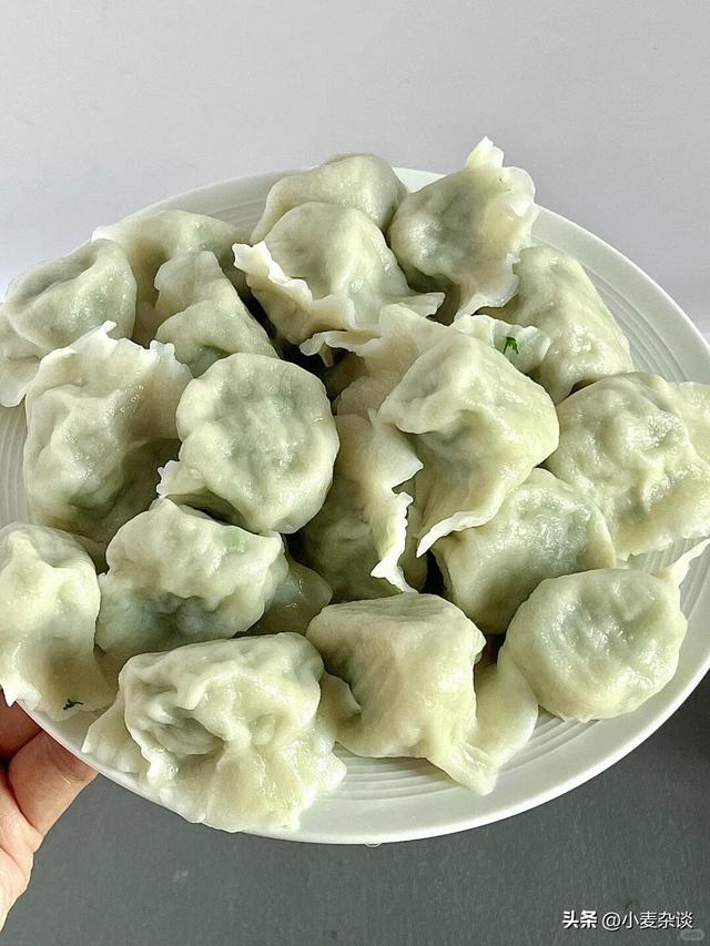 冬至吃饺子	，白菜萝卜都靠边站，这馅才是首选，太香了！