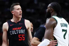 46+18+8！大爆发难救主，3亿先生惹众怒，巴特勒放话：你给我等着图片