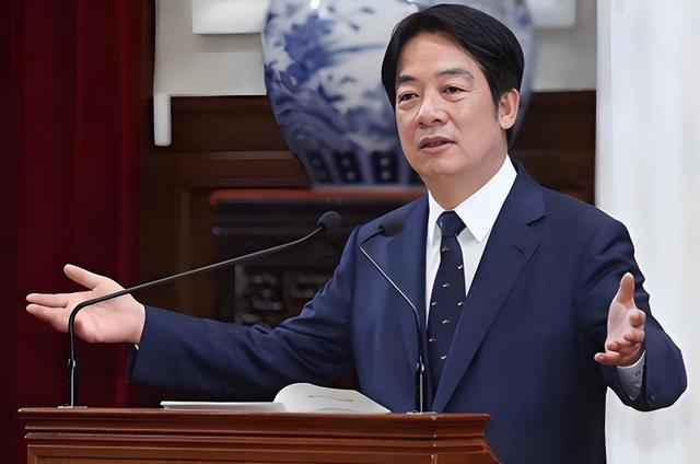 “和平统一”4字不再出现？台湾岛内马上预感到，统一进入倒计时