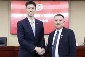 为何马龙能力压马琳王皓，当上乒协副主席？真实原因很残酷图片