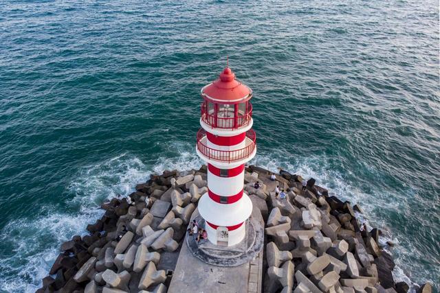 最适合春节旅行的6座小城，游人不多，年味十足，带着家人出发吧