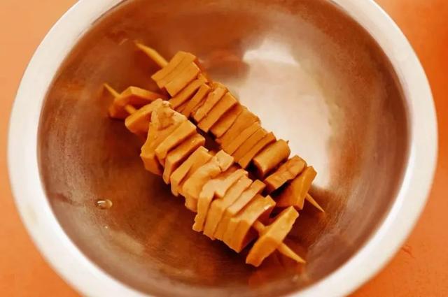 中国首个美食地标城市！300多种小吃，带上1TB的胃才能吃嗨