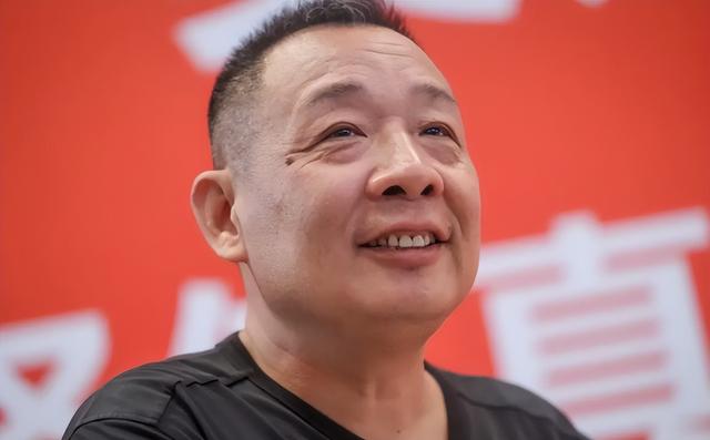 没想到	，国家点名胖东来不到半个月，于东来竟再令所有人刮目相看