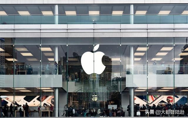 iPhone 17首销冰火两重天