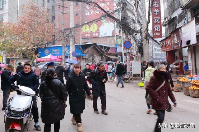 四川安岳除了摩崖造像，这里石羊镇的传统集市也是值得看看的