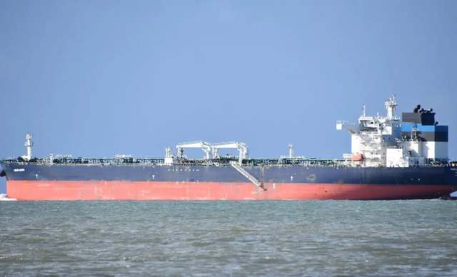 美硬扣俄油轮后	，不到24小时，特朗普迎来噩耗，这一次没人能帮他