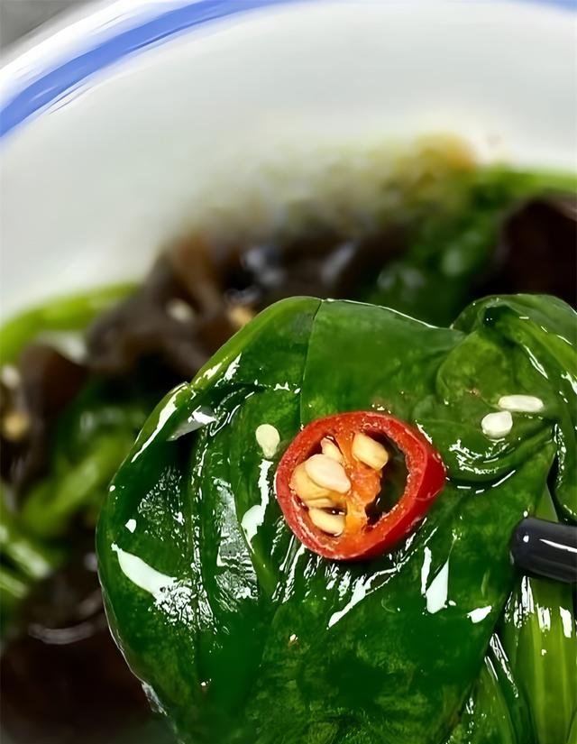 天热没胃口，就爱这道菜，5分钟拌一盘，清爽开胃，好吃不怕胖
