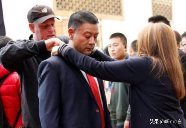 影帝影后“抱团”养老，暧昧23年不婚，谁也没捅破最后一层窗户纸