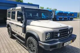 又是一台越野悍将，3.0T柴油引擎+四驱，英力士“掷弹兵”来啦图片