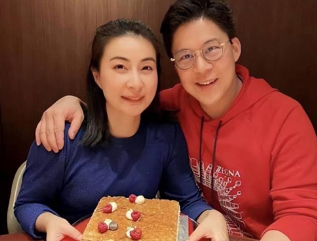 郭晶晶代言出事没一周	，令人担心的事发生，霍启刚的做法让人意外