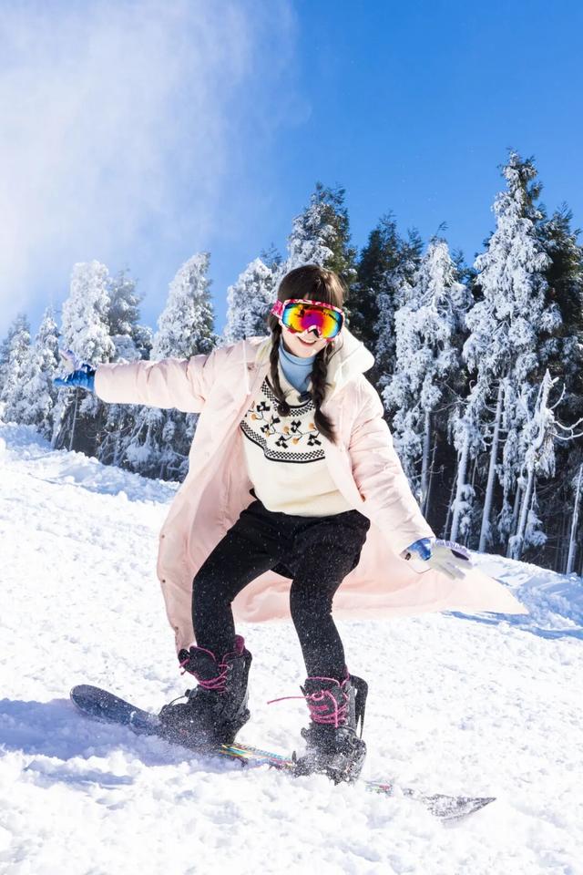 手慢无！明月山滑雪季早鸟票限量开抢，最低198元薅到爽！