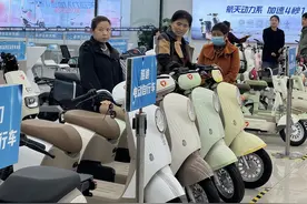 今天才知道！选购电动车，配置多少瓦的电机，行驶速度快又跑得远图片