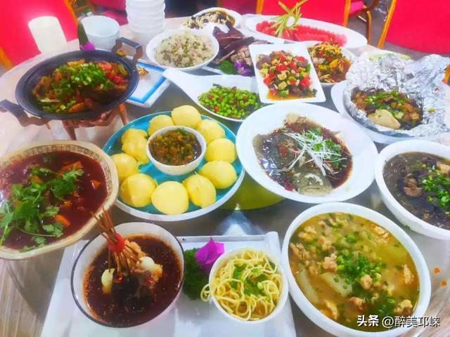 远离人潮，步入乾龙湖最原始的自然样本