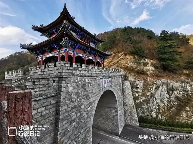 陕南秦岭自驾，这条赏秋秘境小环线，色彩浓度超标！太过瘾