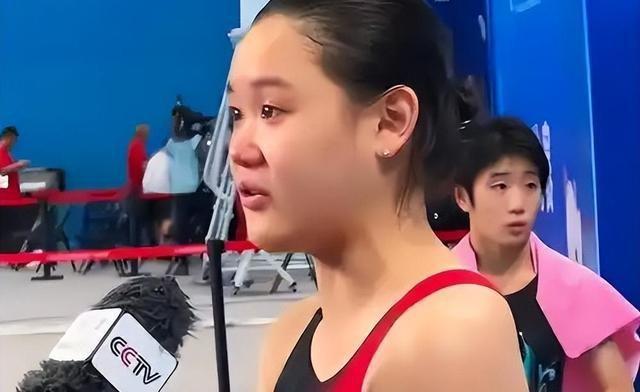 直到张家齐自曝控制体重方法，我才明白，全红婵的处境有多艰难
