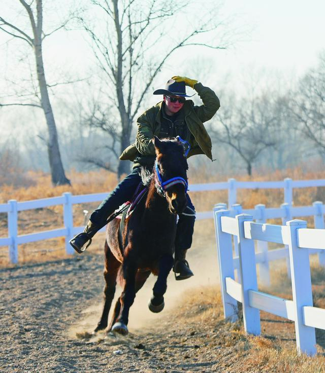 齐齐哈尔：明月岛“打卡”欢乐多