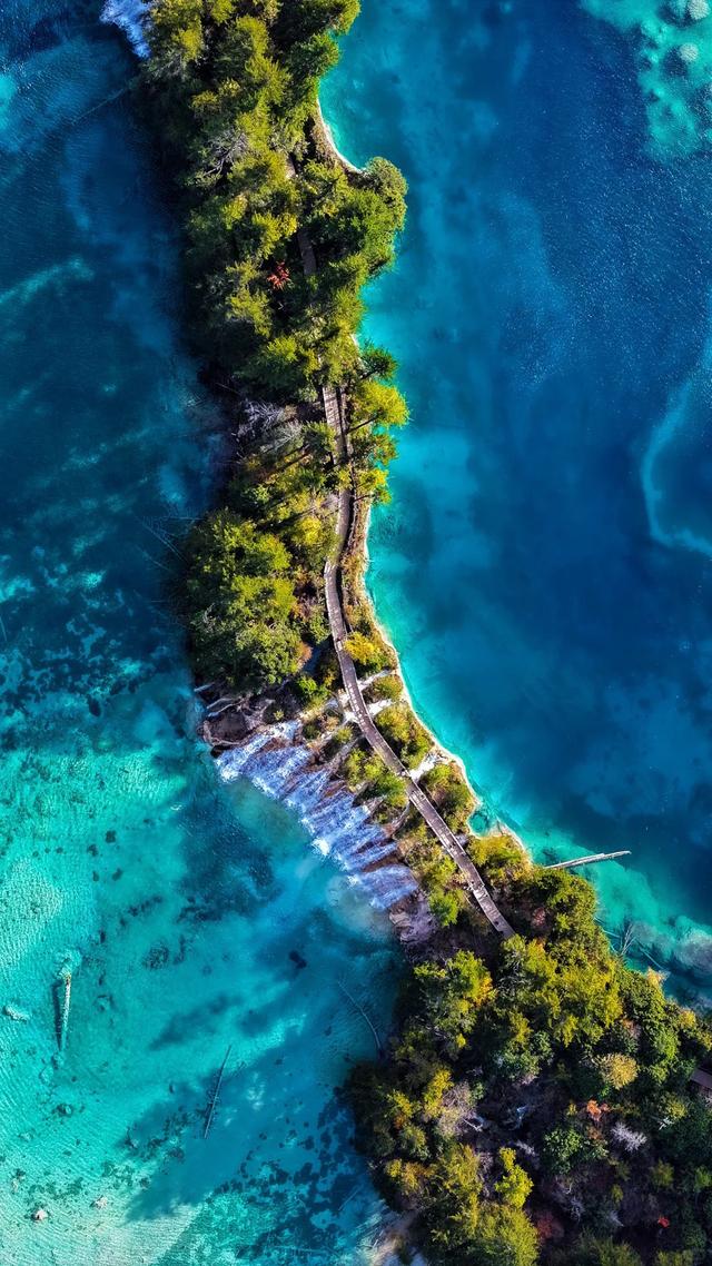 【今日九寨沟】秋季彩林最后的盛宴，明年再见！