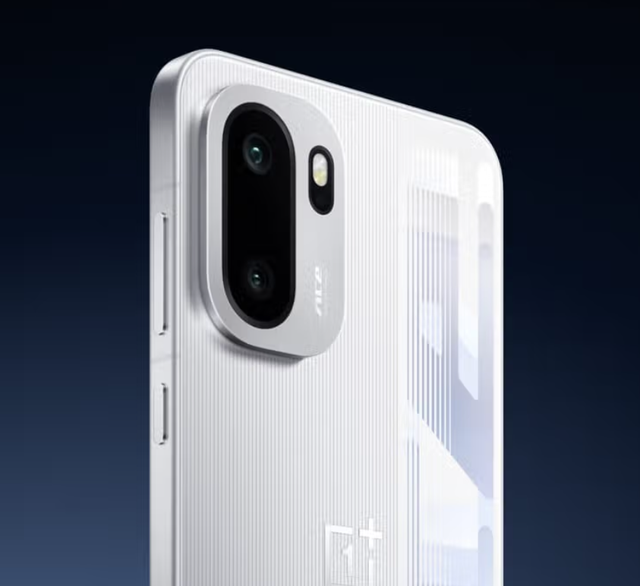 骁龙8至尊版开始普及，四款3000元新手机扎堆登场，哪款是你的菜