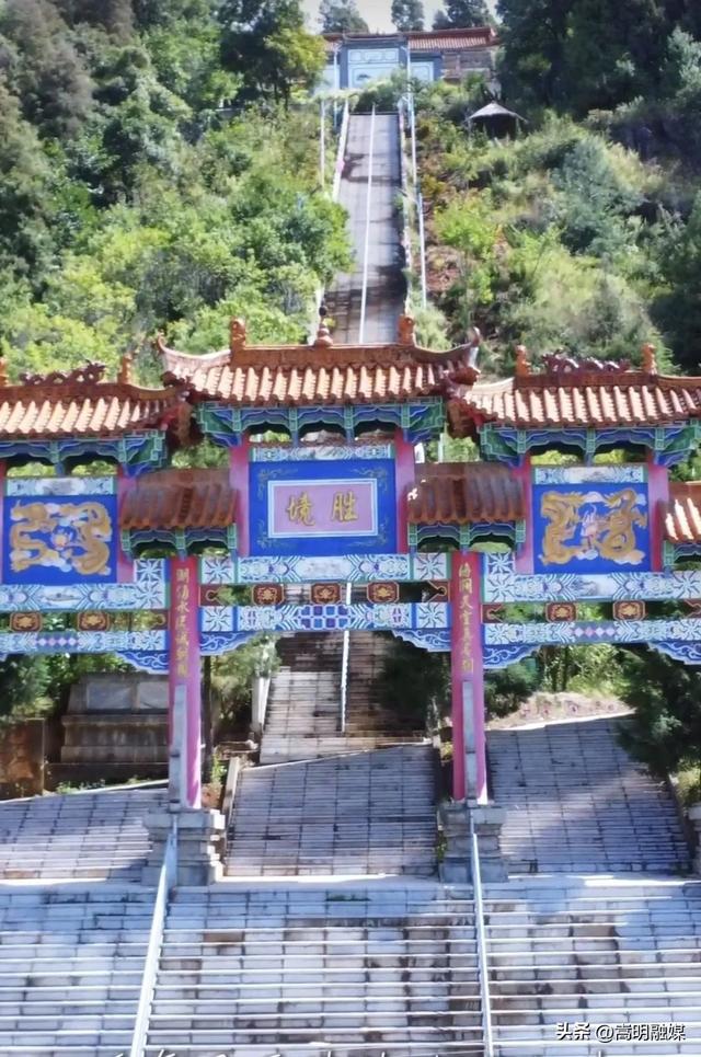 嵩明朋友圈丨牛栏江一隅，海潮静谧 水晶宫奇绝