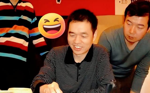 奖金归谁不重要？聂马巅峰对弈藏着棋坛最暖烟火气