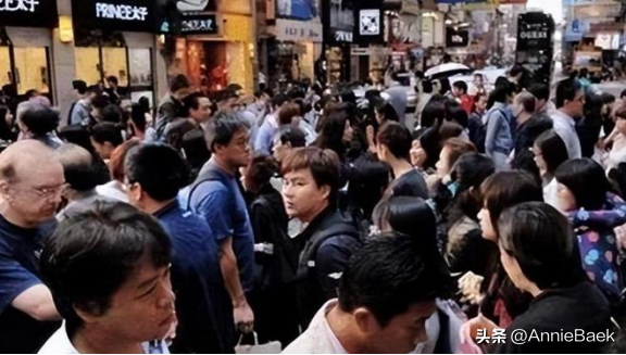 香港如何失去内地旅游市场？网友：不断挑战底线，凉凉是必然的！