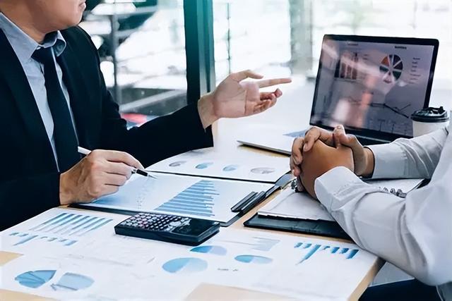 2025广告代理生存战，传统根基动摇，咨询公司与平台方围猎