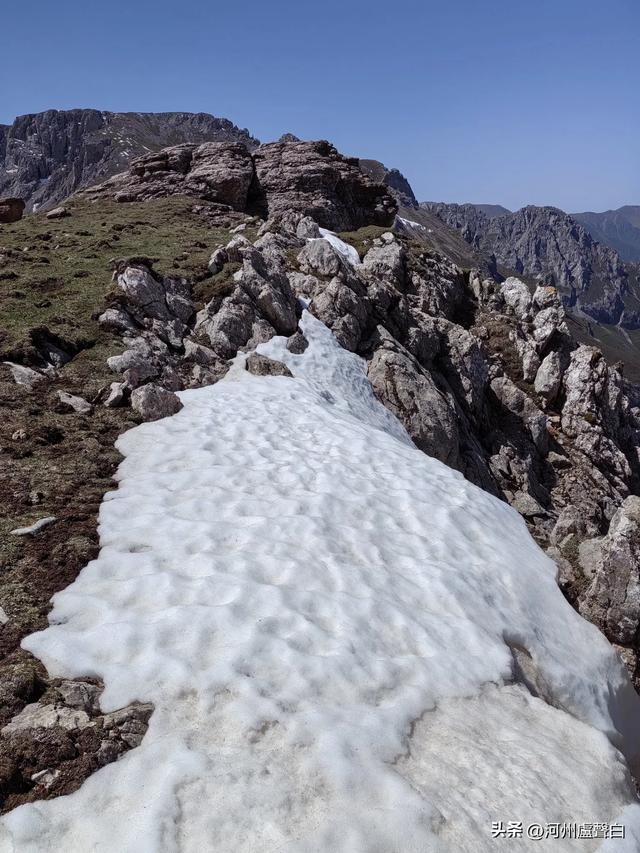 成功登顶母太子山