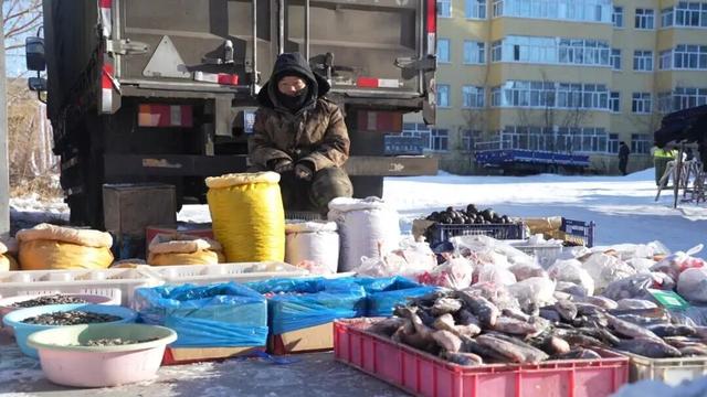 额尔古纳：货是冰的 话是热的 生活智慧是“冻”出来的