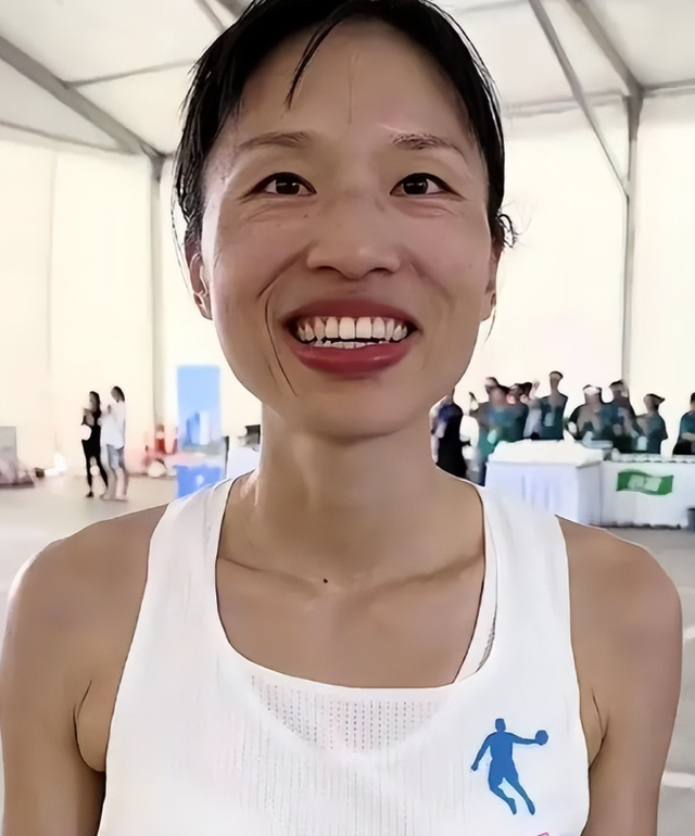 钱再多也没用！35岁最快女护士张水华的现状，给中年女性提了个醒