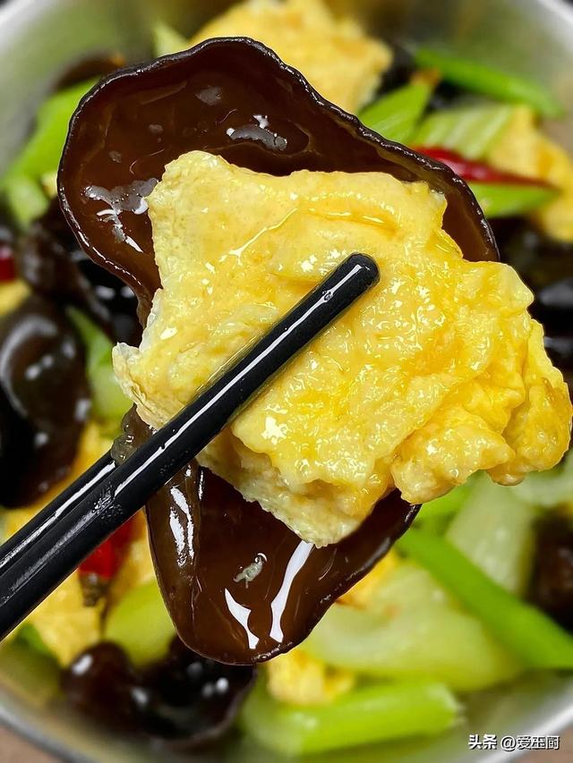 “冬至吃6菜,一年身体好”,冬至将至,6菜记得吃,安康过冬