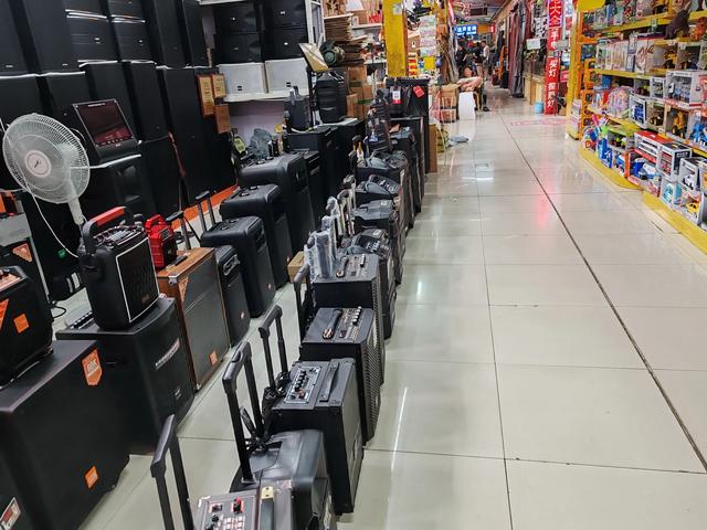 走遍济南:长途汽车站斜对过有个中恒商城