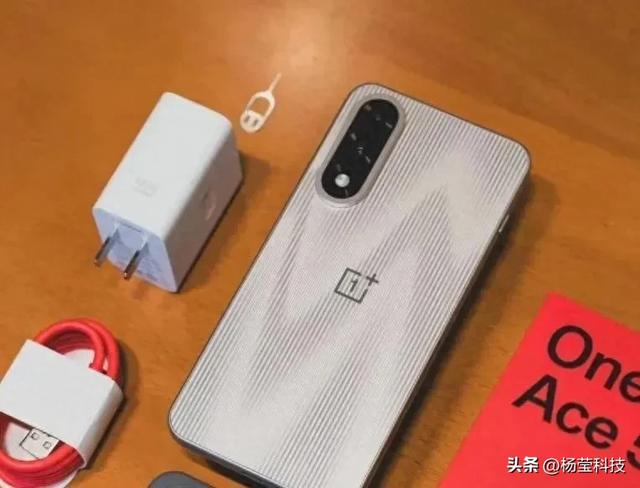 一加Ace5至尊版体验观察：多场景表现究竟怎样