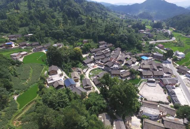 乡游黔中 · 都匀市 奉合村丨水书秘卷映端节，拦门酒香醉古寨