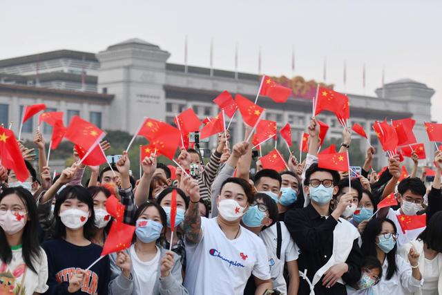 特朗普终于签字了！中美联合声明出炉，美财长：中国今非昔比了