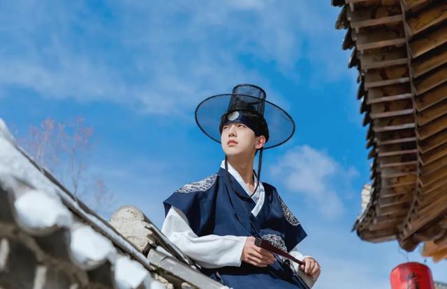 当千年崖城披上银装，会美成什么样子？