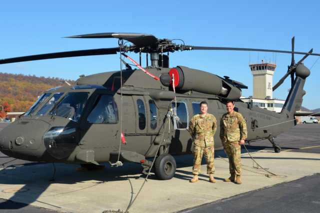 黑鹰直升机“隐身”撞客机！67人惨死，五角大楼还想合法化特权？