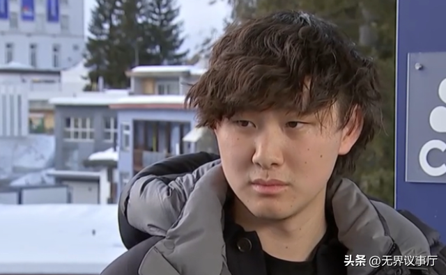 苹果接班人花落谁家，50 岁特努斯挑大梁，高管洗牌暗含转型信号