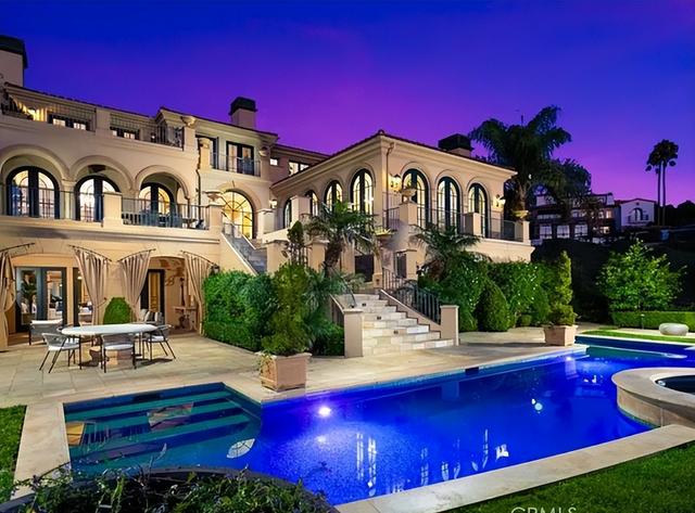 被曝藏身美国4个月	，恒大前总裁再迎坏消息，许家印最后希望破灭