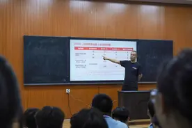 “医保在手 健康无忧”大学生参保宣传活动走进石家庄现代农业学校，医保知识传校园，续保热潮涌动图片