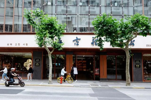 这条充满书香气的小马路，好逛又好吃，挖到小众宝藏地了！