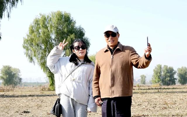 沐浴冬日暖阳 领略芦苇风光