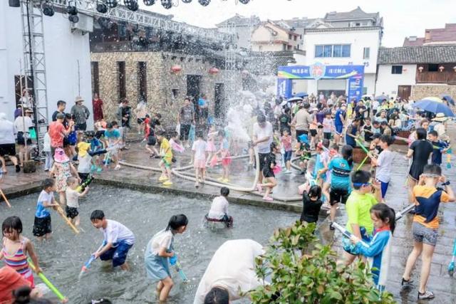 浪里捞“鲜”、“喜街”玩水……“戏水王国”桐庐邀你清凉过周末