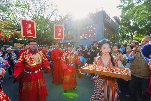 广州白云山见证国风婚礼，汉服文化周“甜蜜”出圈