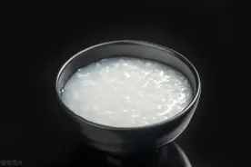 种植牙一期到二期恢复期间的饮食禁忌？图片