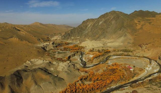 带您走进面积3.14万平方公里人口仅1万余民族风情浓郁的阿克塞县