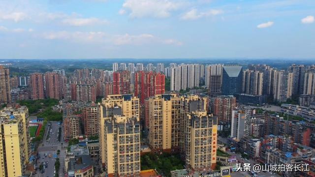 四川名字自带霸气的县，实力稳居省内前列，是著名“反骨仔”县