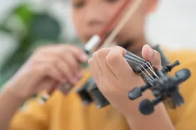 学一门乐器，降低老年痴呆风险的良方图片