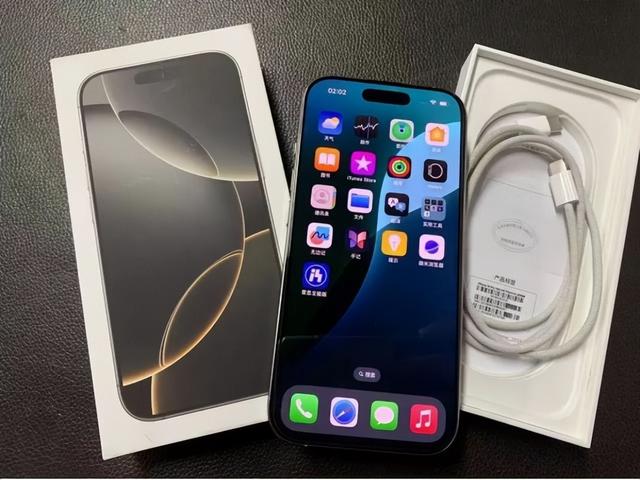 十年果粉换荣耀，效率与体验谁更懂创作者，荣耀为何比苹果更省心