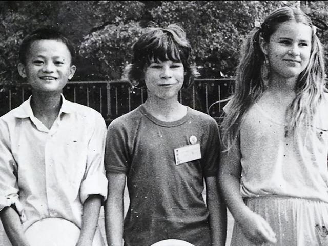 马云61岁了，用61张照片看他一路走来的故事！（真的感慨万千）